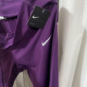 Nike Purple Leggings
